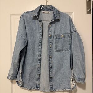 ZARA Oversized Light Blue Distressed Denim Shirt Jacket Like New Sz XS